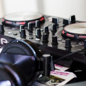 Wedding DJ, Entertainment, Magician